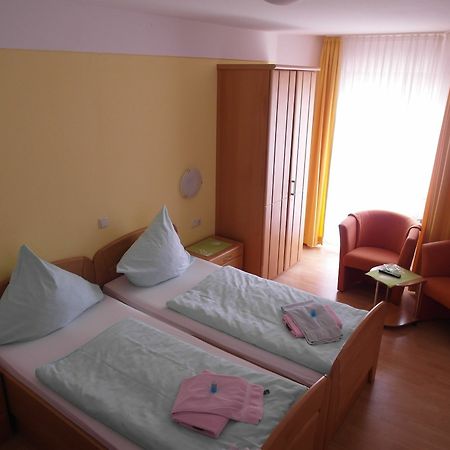 Hotel Zum Weissen Kreuz Altenahr Dış mekan fotoğraf